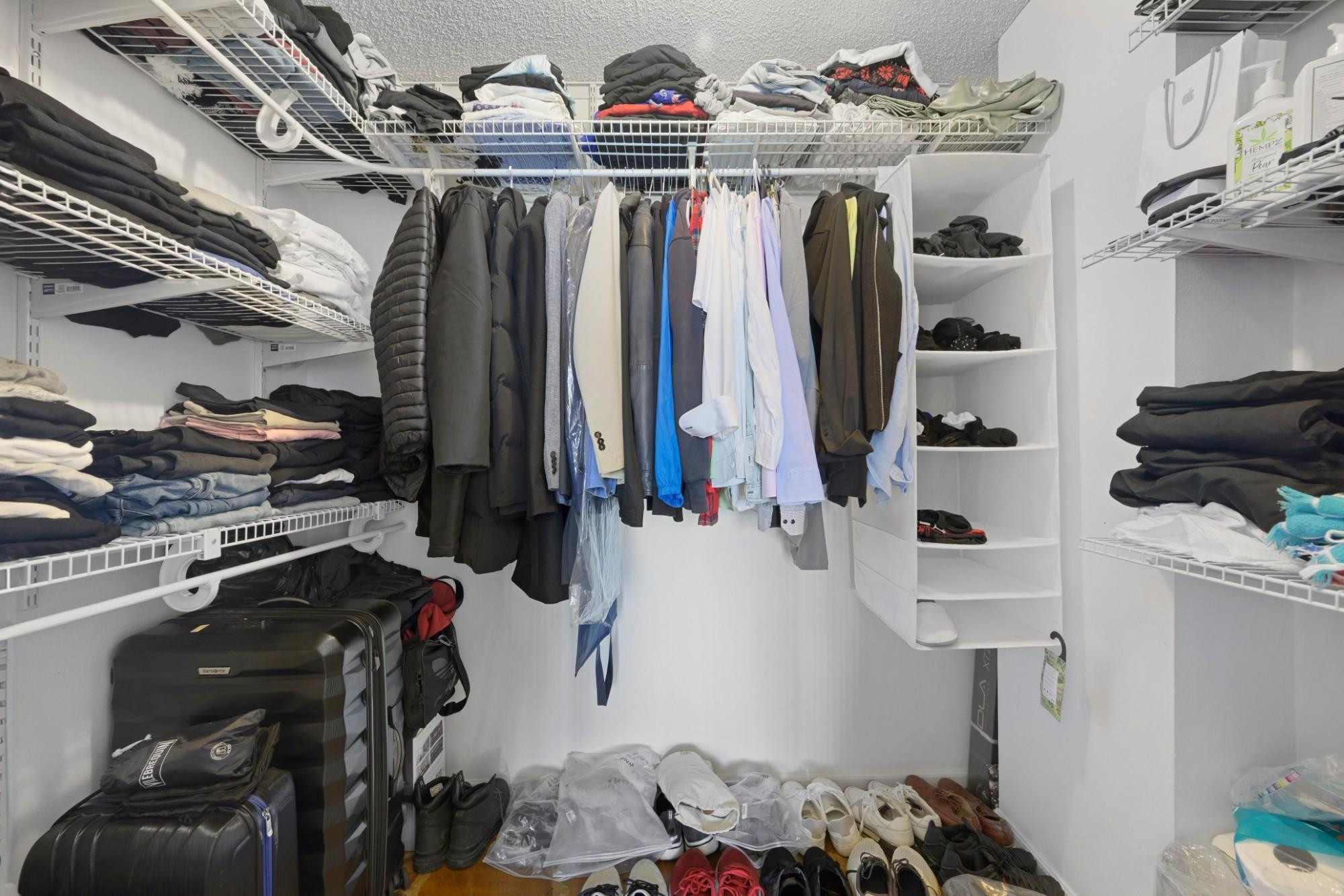 The Towers of Oceanview - Residential