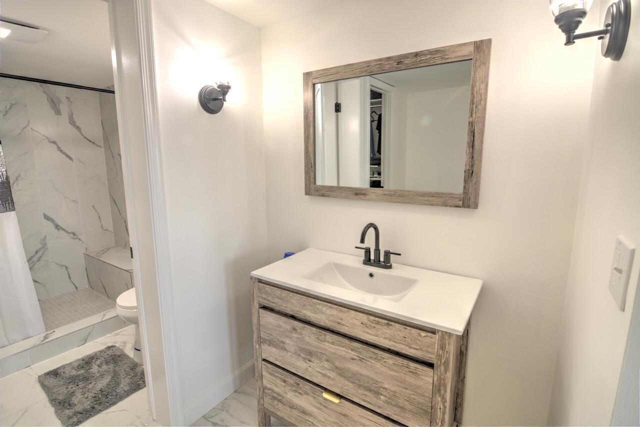 LAKE HARBOR COVE CONDO - Residential Lease