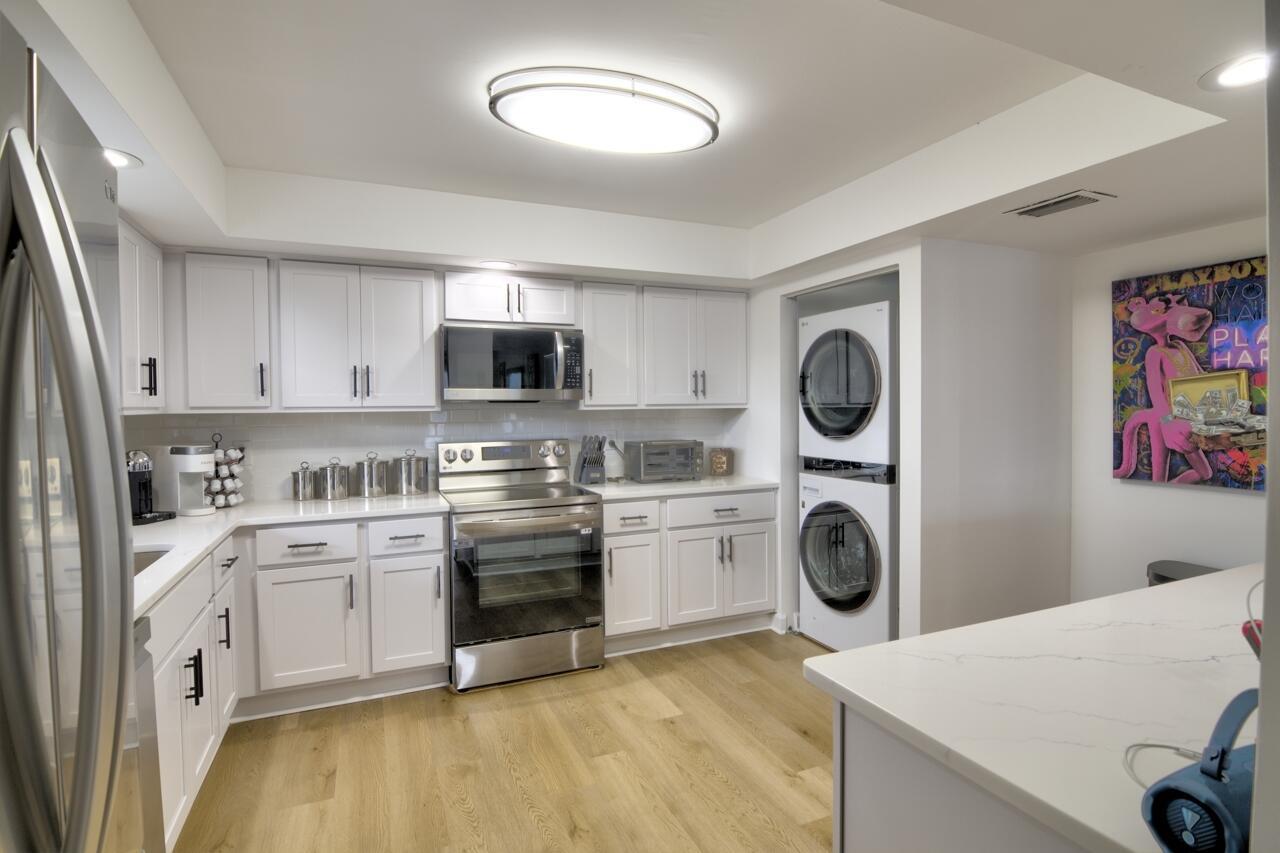 LAKE HARBOR COVE CONDO - Residential Lease