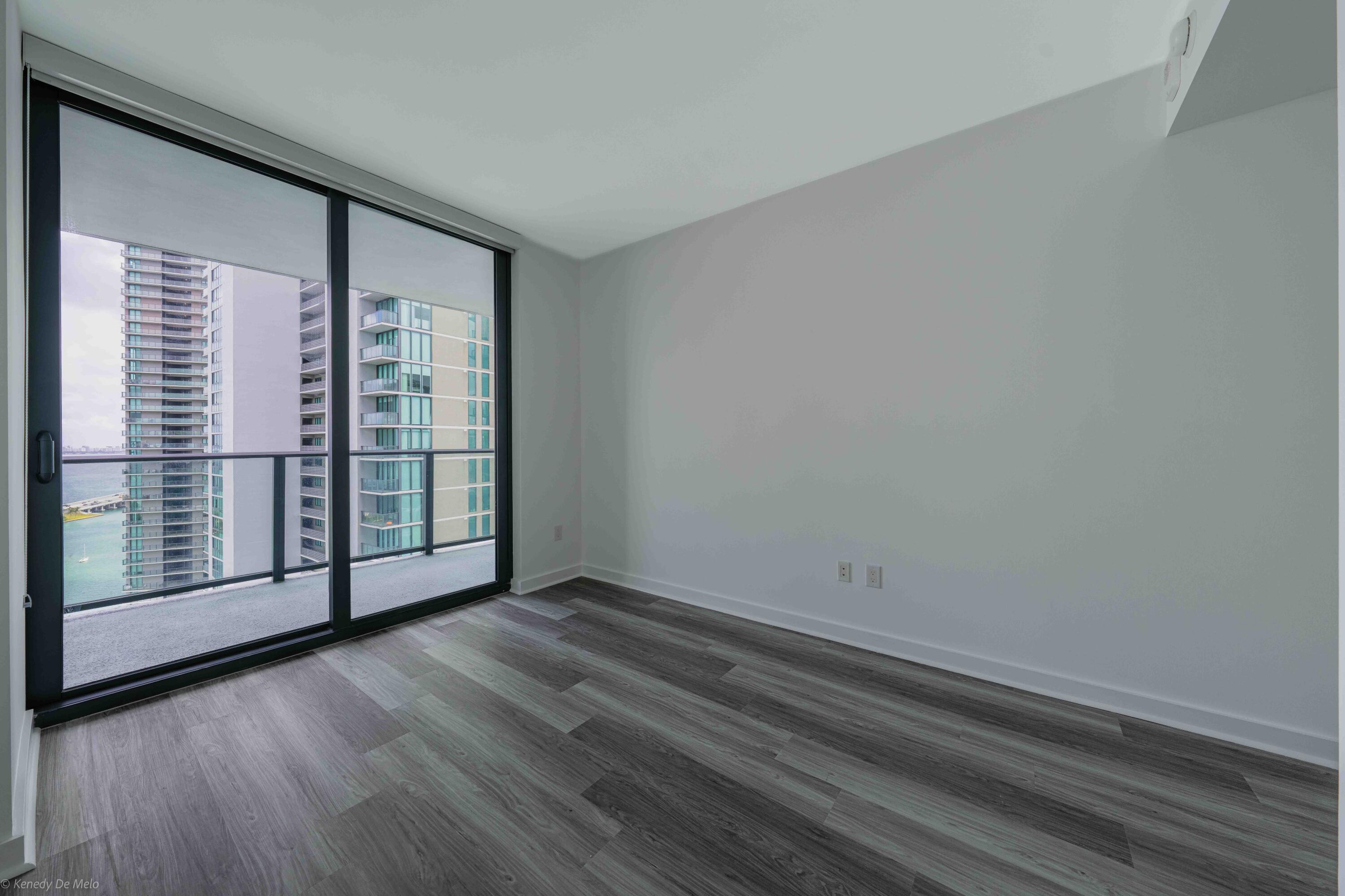 PARAISO BAYVIEWS CONDO - Residential