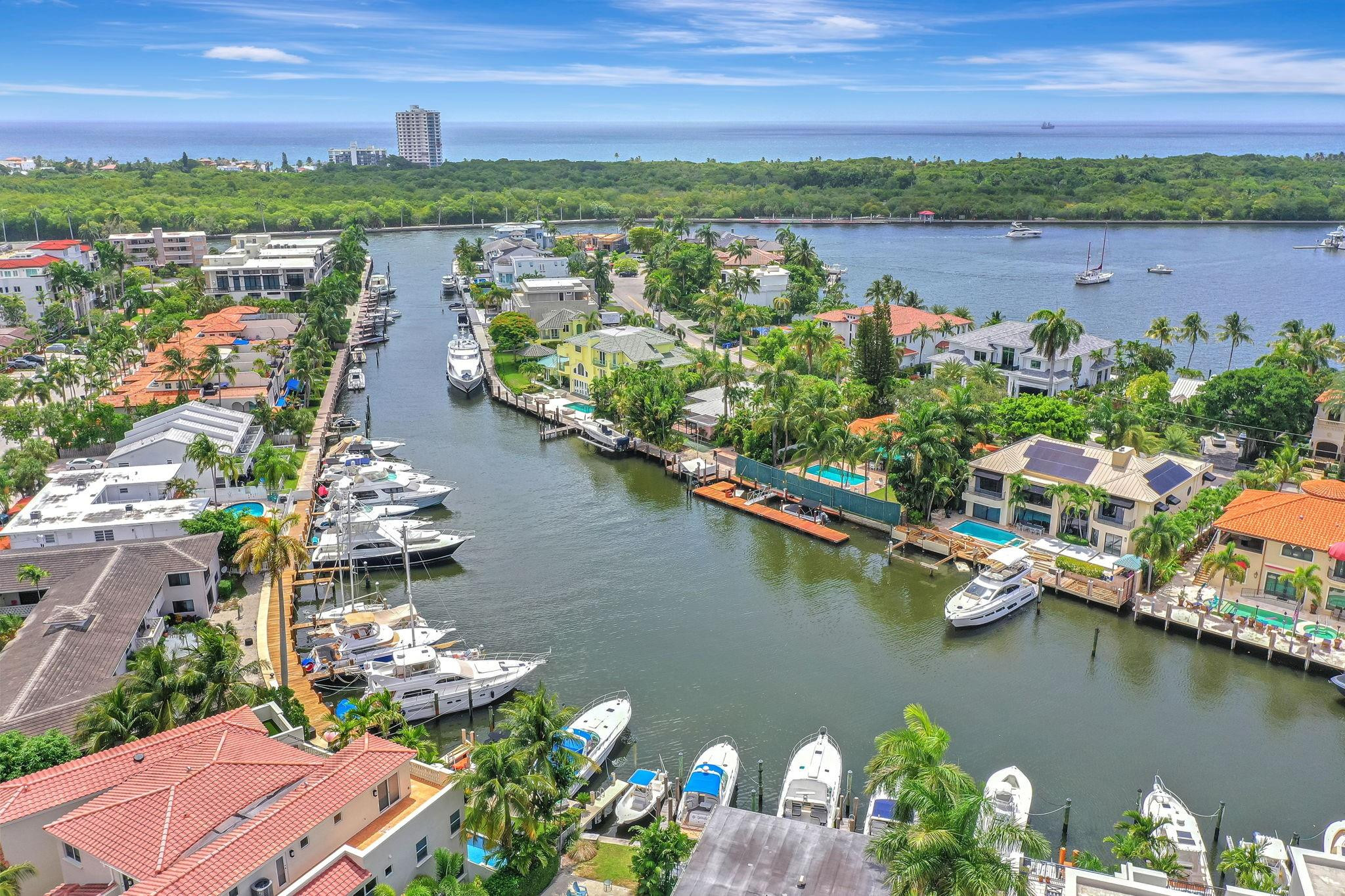 DOCKSIDE AT GRANDEUR - Residential