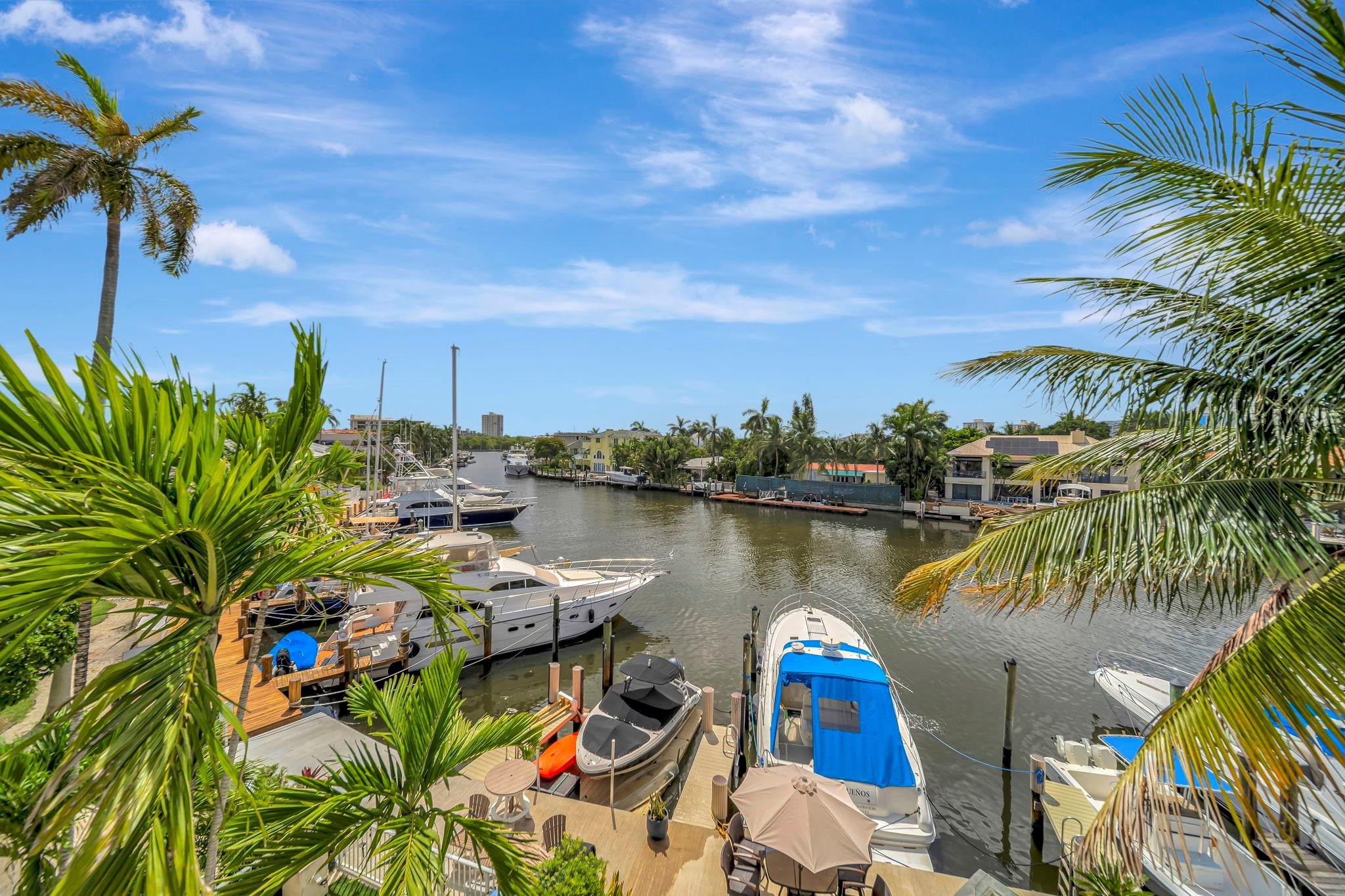 DOCKSIDE AT GRANDEUR - Residential