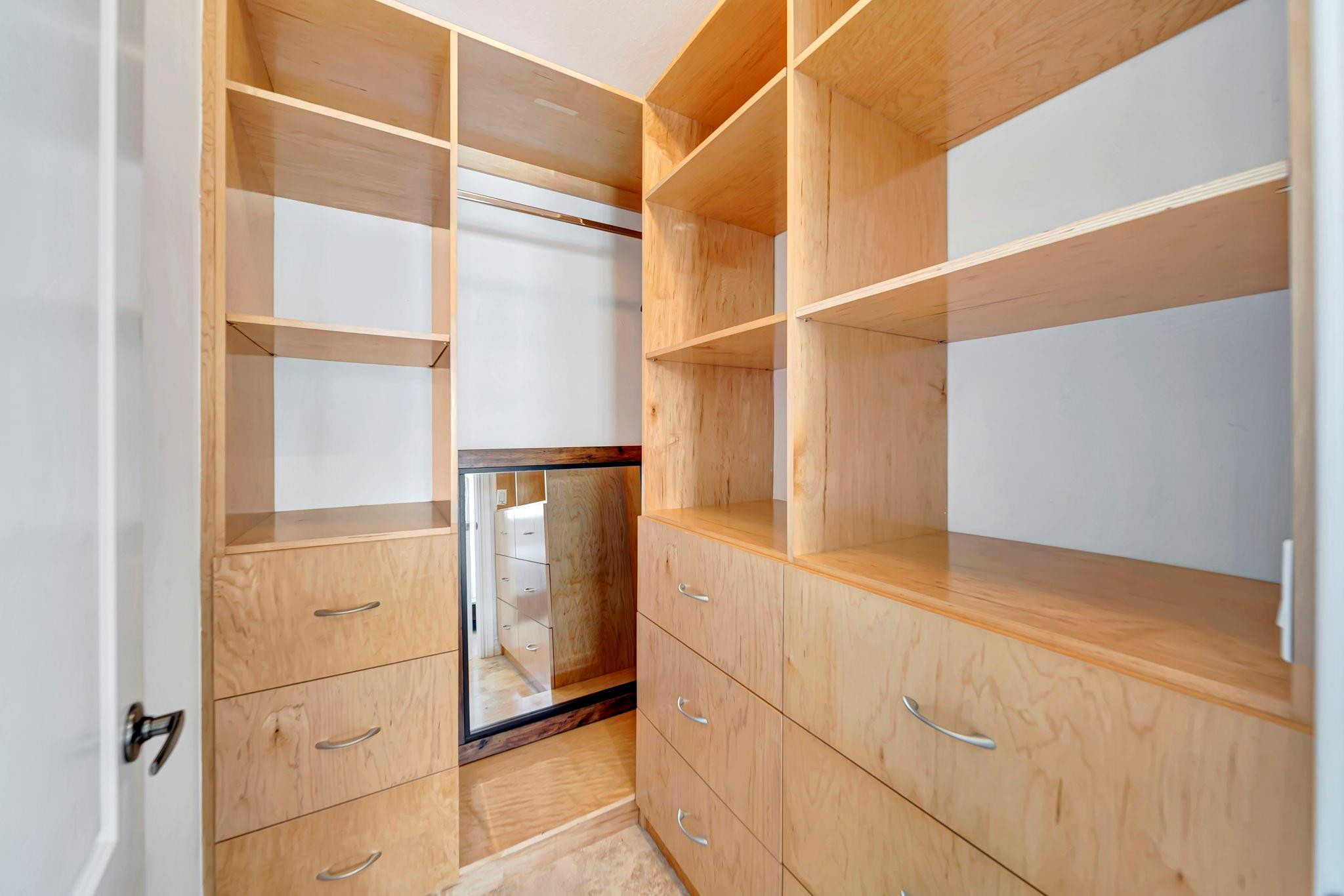 DOCKSIDE AT GRANDEUR - Residential