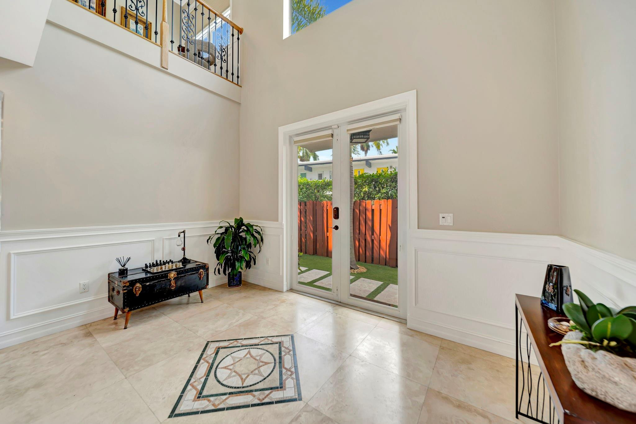 DOCKSIDE AT GRANDEUR - Residential