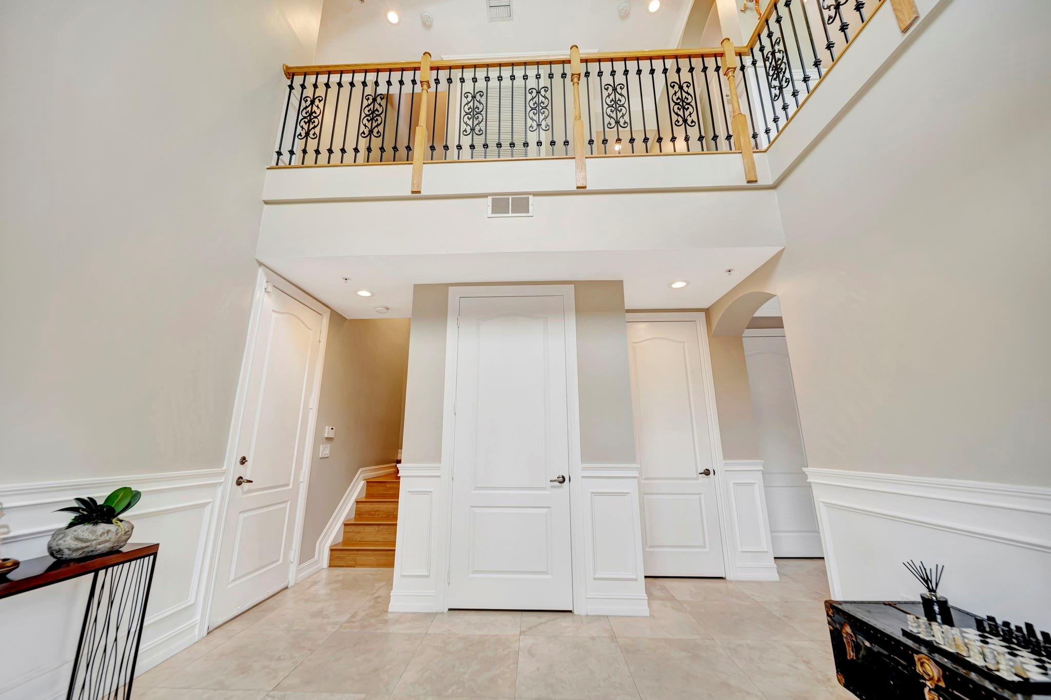 DOCKSIDE AT GRANDEUR - Residential