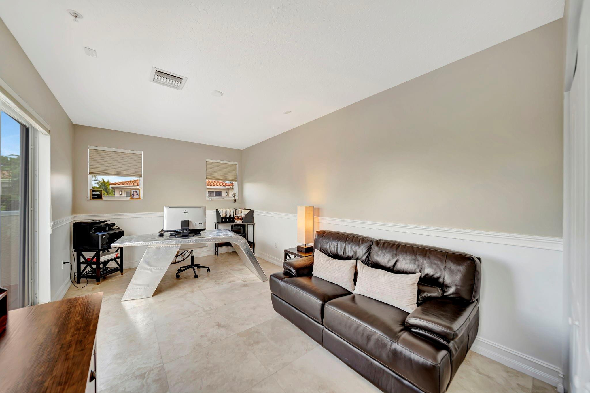 DOCKSIDE AT GRANDEUR - Residential