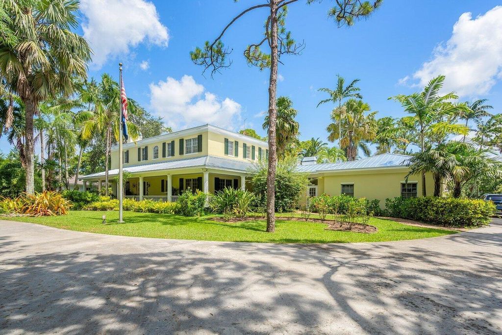 Photo of 5241 Counter Play Road, Palm Beach Gardens, FL 33418 (MLS # R10903997)