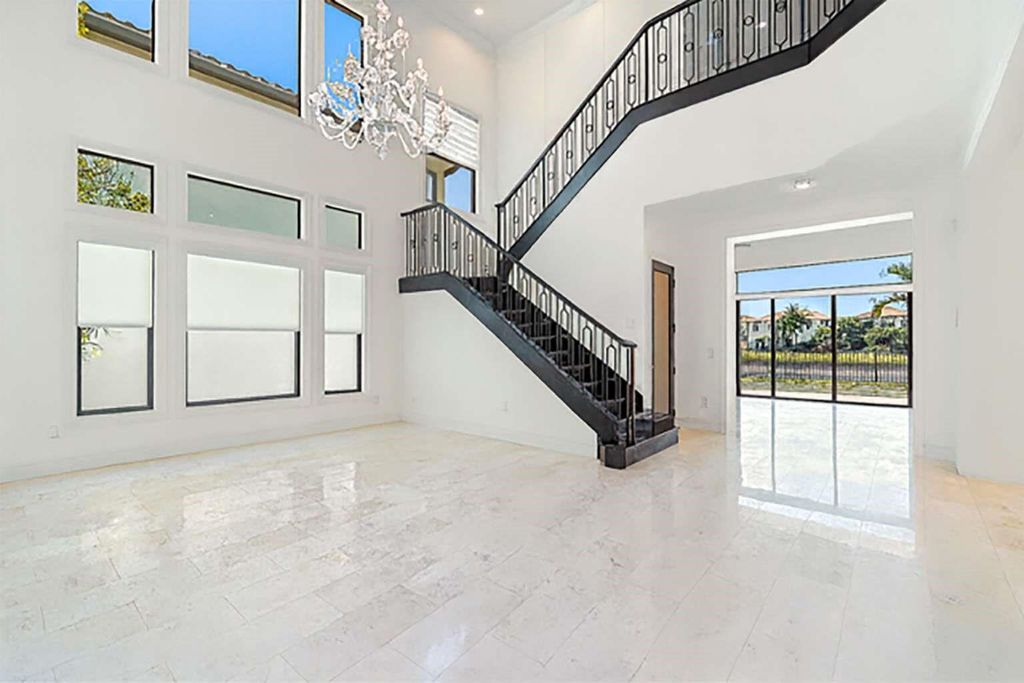 Photo of 8151 Lost Creek Lane, Delray Beach, FL 33446 (MLS # F10527010)