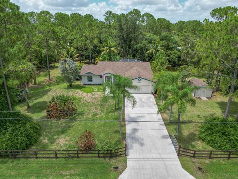 A home in Loxahatchee