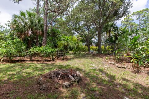 A home in Loxahatchee