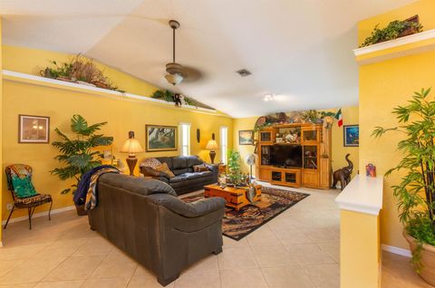 A home in Loxahatchee