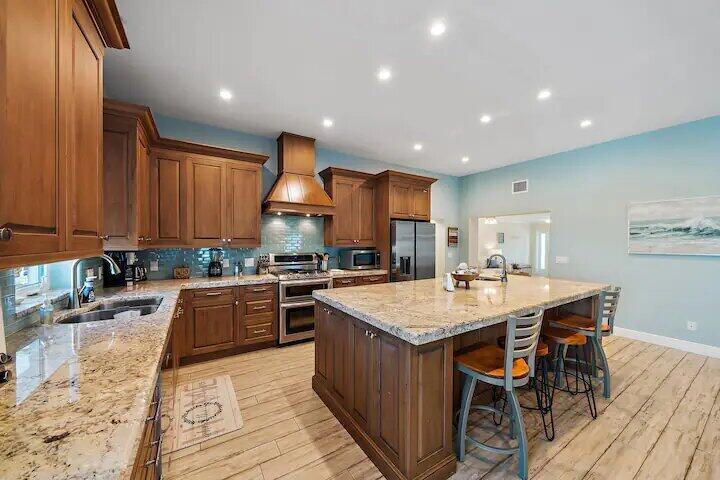 500 Sunrise Way