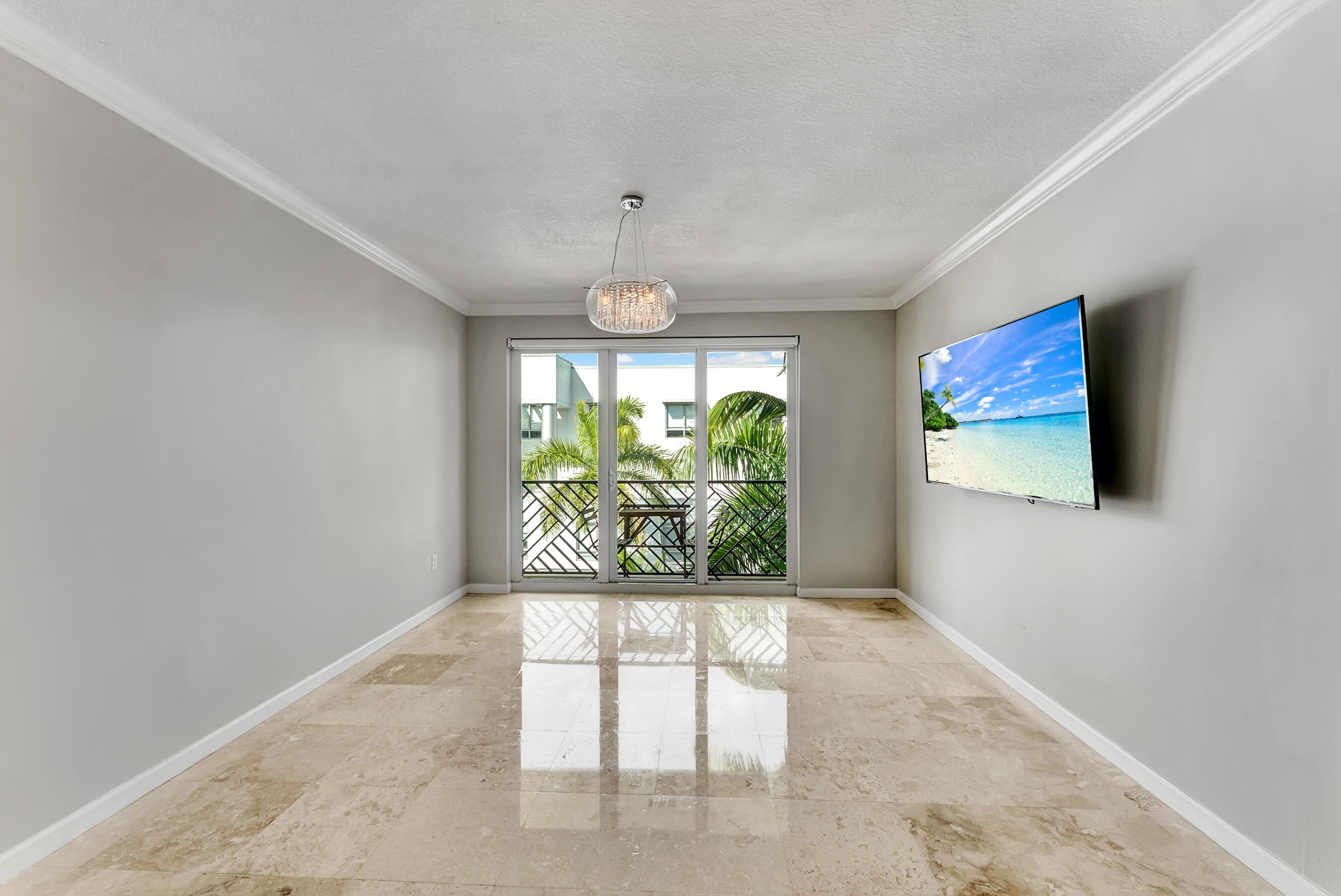 ASTOR CONDO - Residential