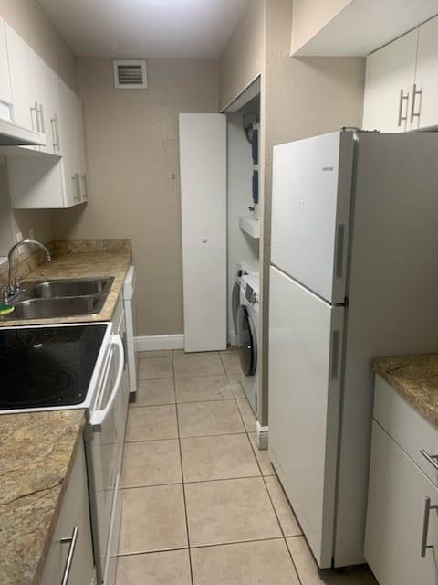 Arbor Keys - Residential