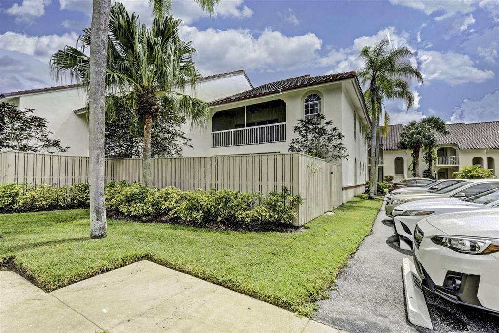 Photo of 203 Cypress Point Drive, Palm Beach Gardens, FL 33418 (MLS # R10765242)