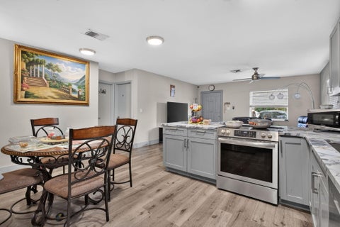 Tiny photo for 5715 GARFIELD Street, Hollywood, FL 33021 (MLS # B26079498)