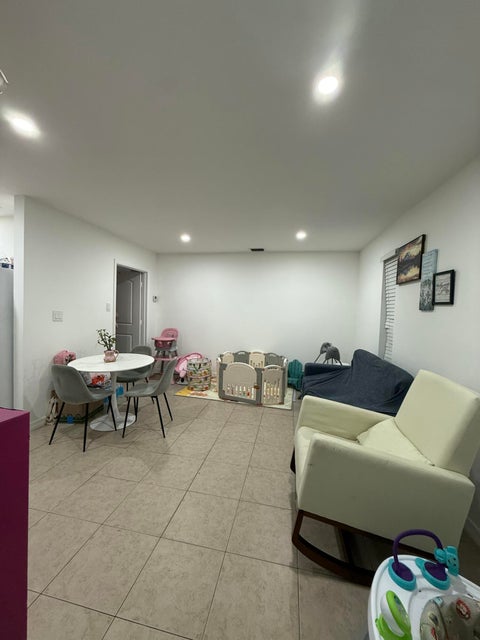 Tiny photo for 5715 GARFIELD Street, Hollywood, FL 33021 (MLS # B26079498)