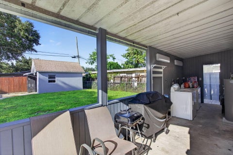 Tiny photo for 5715 GARFIELD Street, Hollywood, FL 33021 (MLS # B26079498)