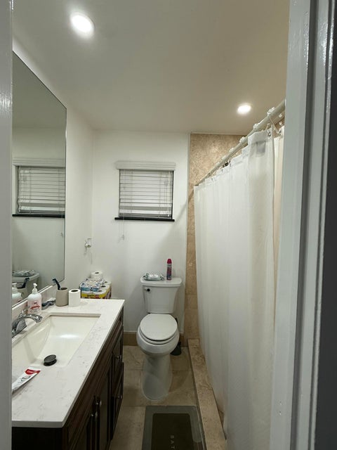 Tiny photo for 5715 GARFIELD Street, Hollywood, FL 33021 (MLS # B26079498)