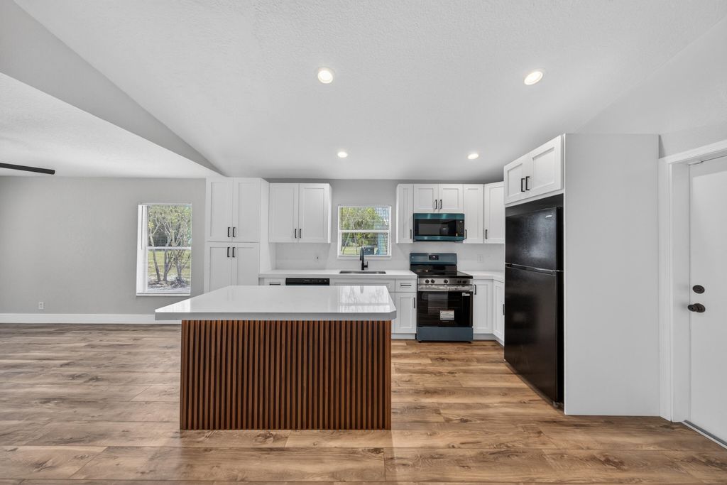 Photo of 351 NW 8th Avenue, Delray Beach, FL 33444 (MLS # B26029875)