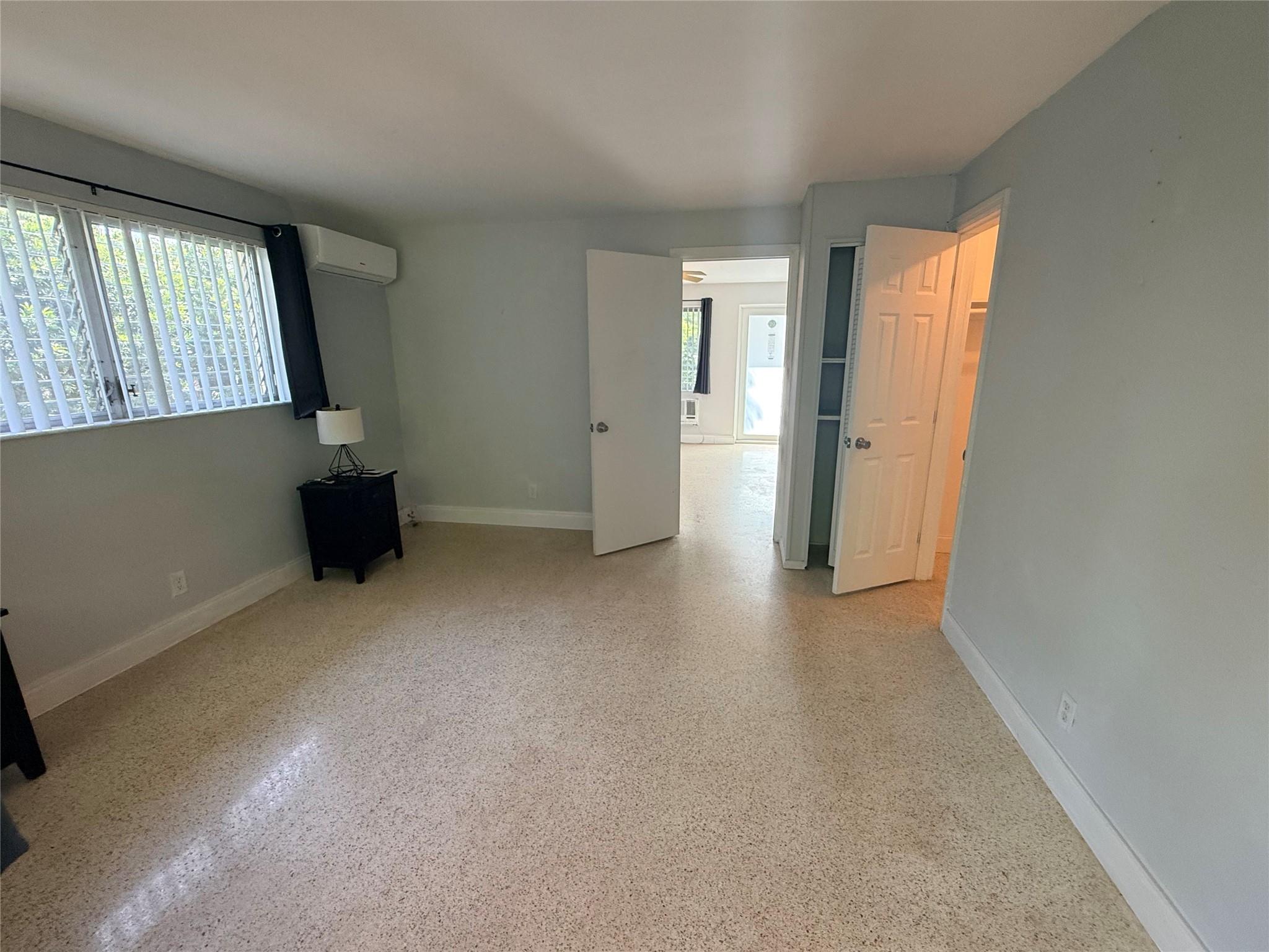 VACCA VILLA - Residential Lease