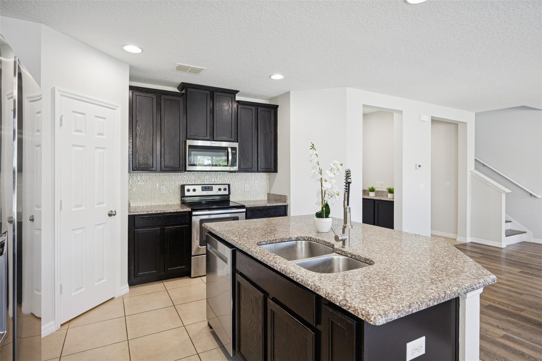 SARATOGA PARK - Residential