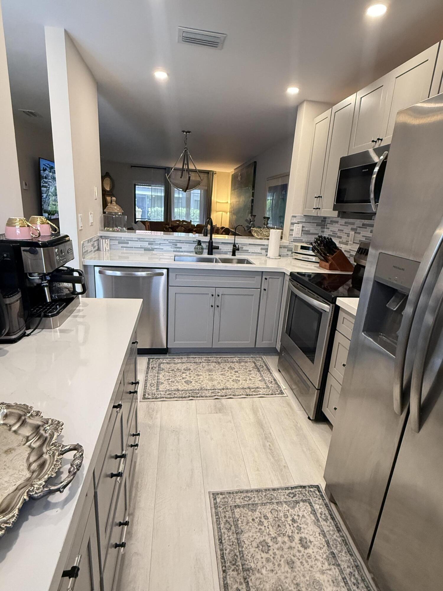 539 NW 36th Avenue