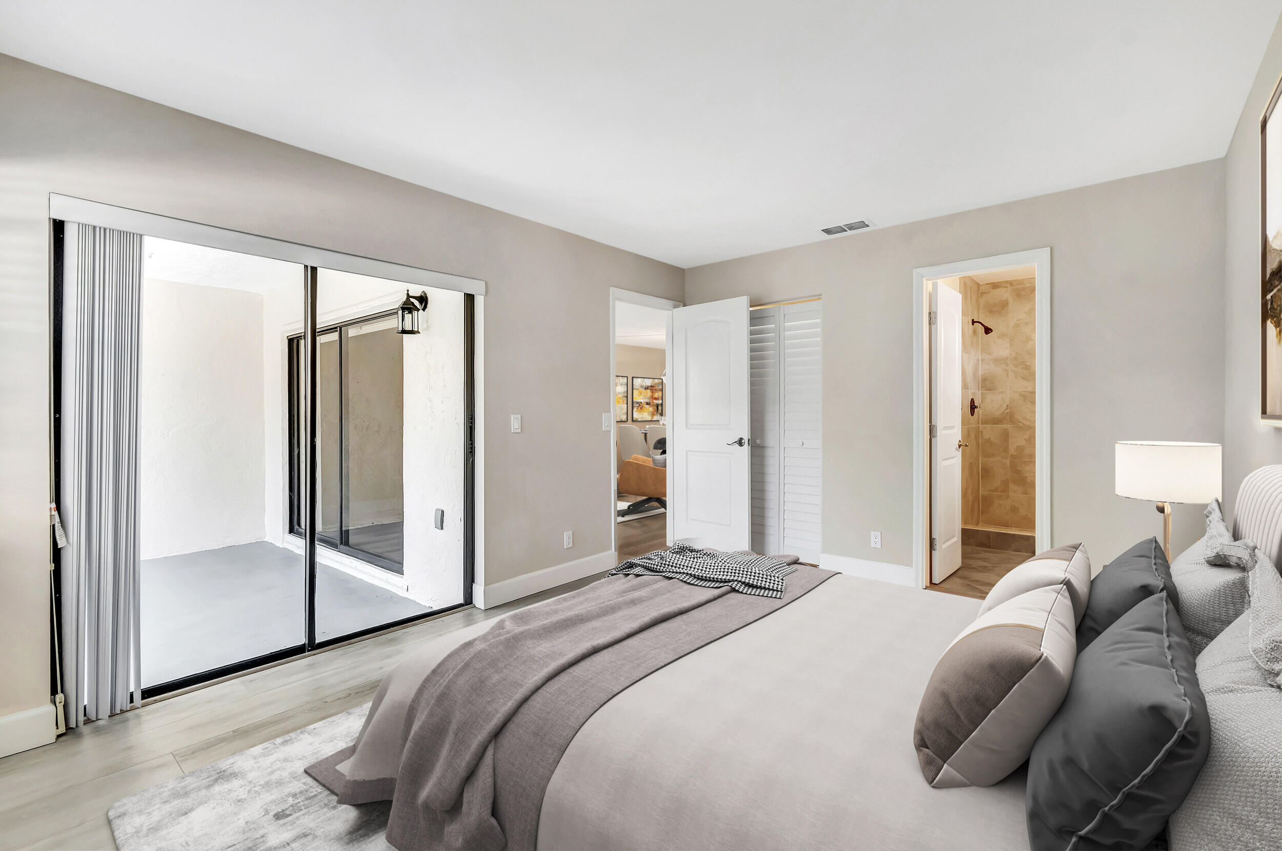 YORKVILLE - Residential