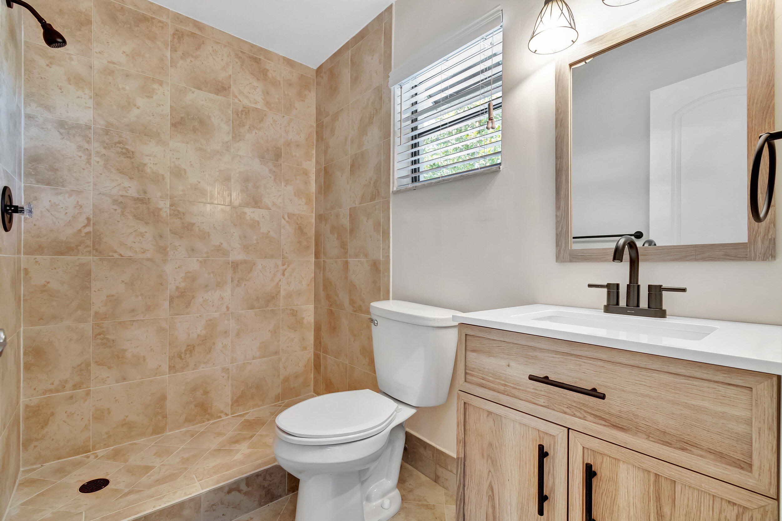 YORKVILLE - Residential