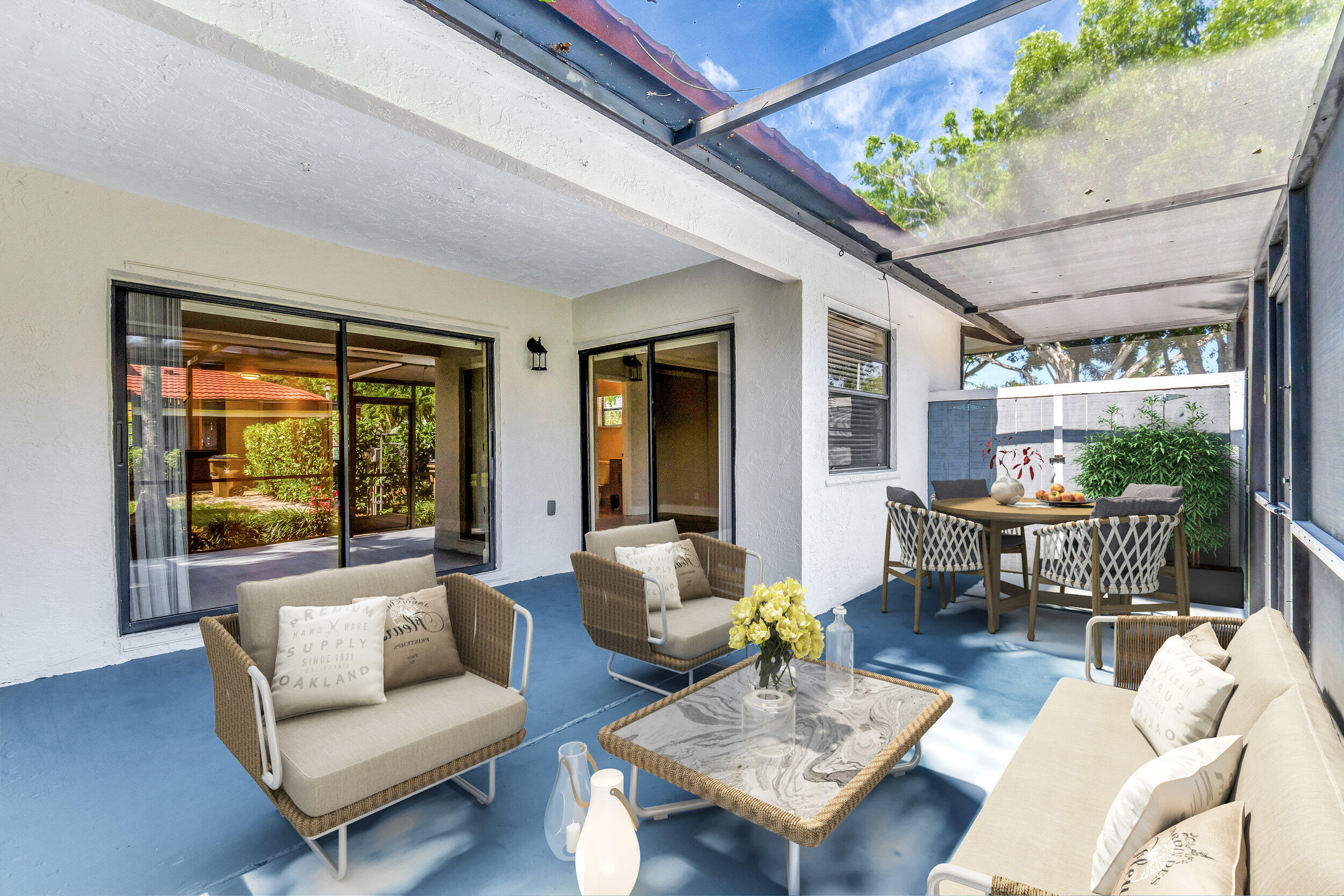 YORKVILLE - Residential