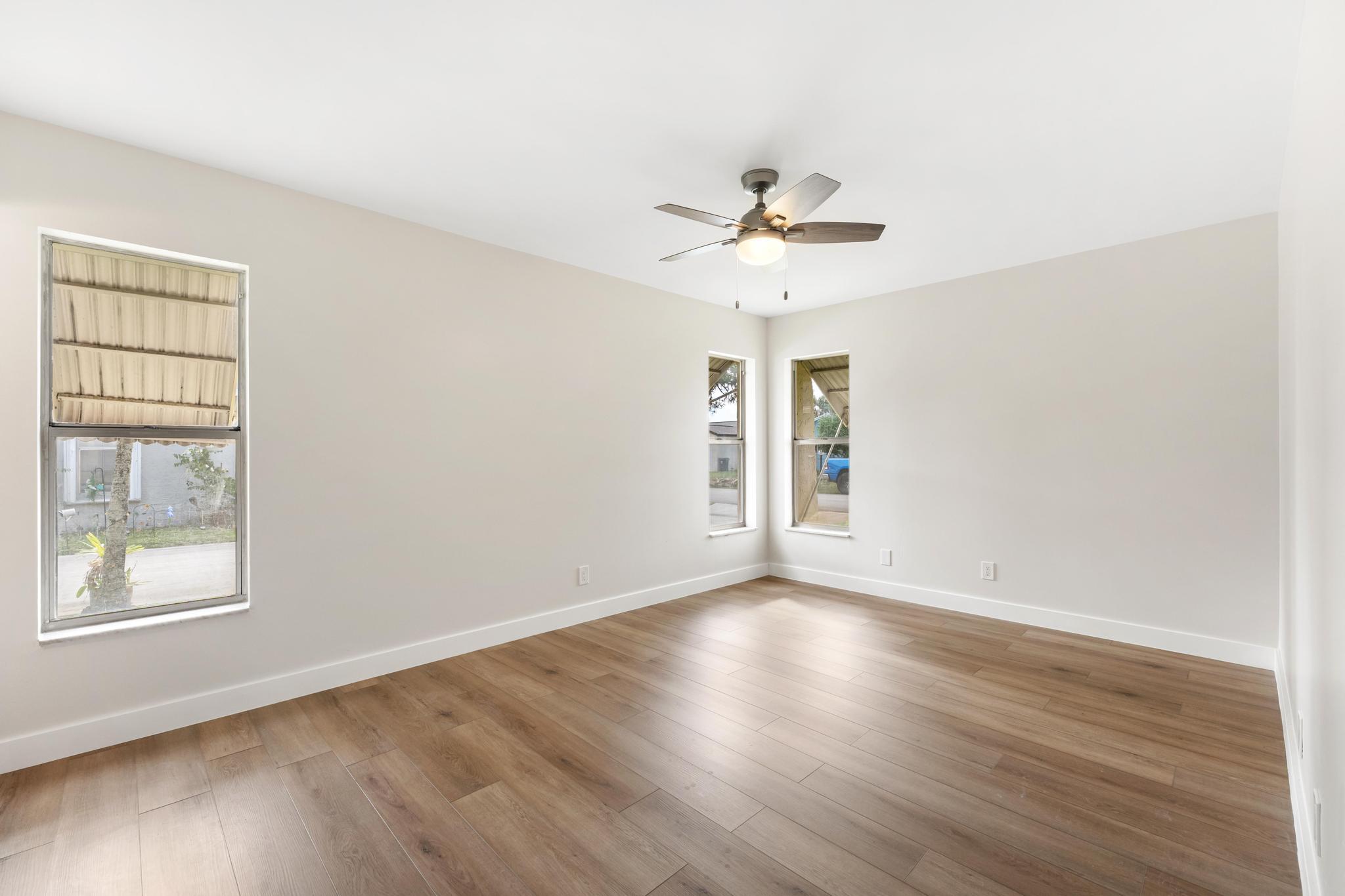 LUCERNE LAKES HOMES VILL I AS - Residential