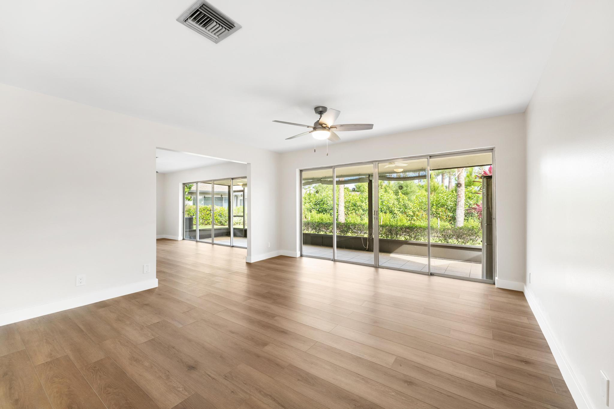 LUCERNE LAKES HOMES VILL I AS - Residential