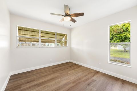 Tiny photo for 7281 N Pine Park Dr Dr N, Lake Worth, FL 33467 (MLS # B26017183)