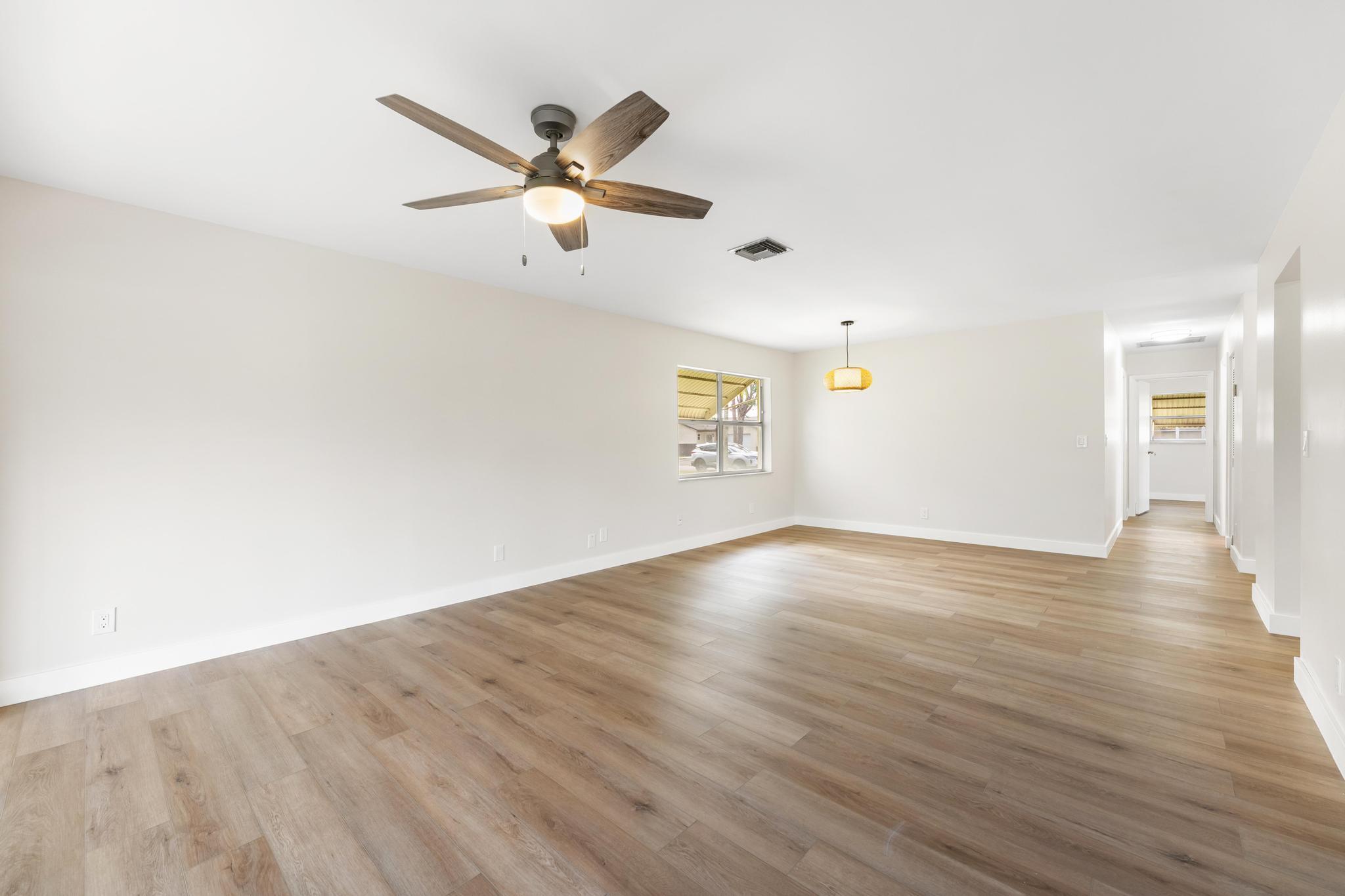 LUCERNE LAKES HOMES VILL I AS - Residential