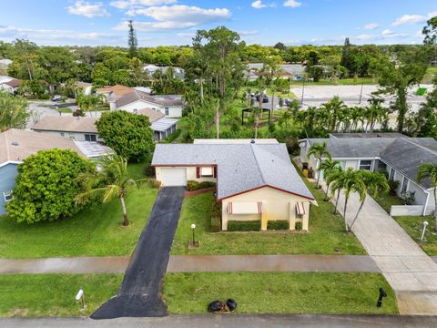 Tiny photo for 7281 N Pine Park Dr Dr N, Lake Worth, FL 33467 (MLS # B26017183)