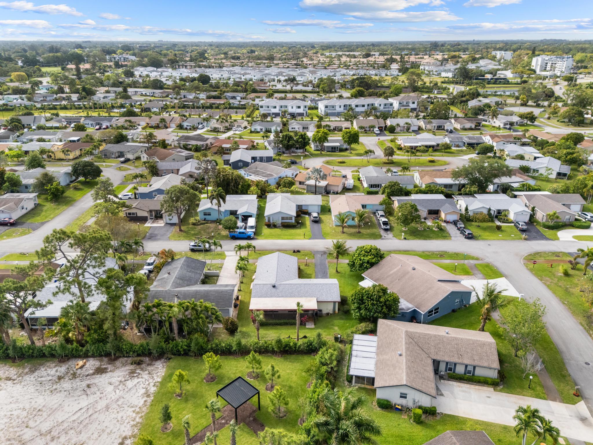 LUCERNE LAKES HOMES VILL I AS - Residential