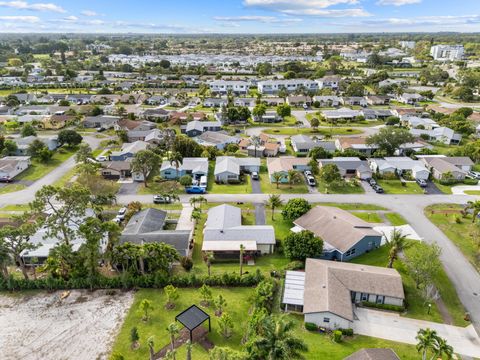 Tiny photo for 7281 N Pine Park Dr Dr N, Lake Worth, FL 33467 (MLS # B26017183)