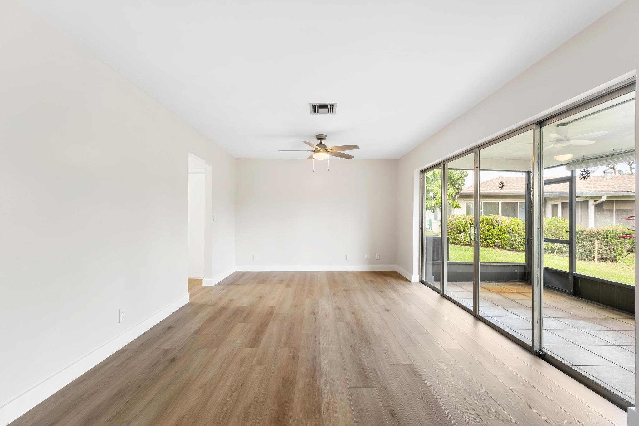 LUCERNE LAKES HOMES VILL I AS - Residential