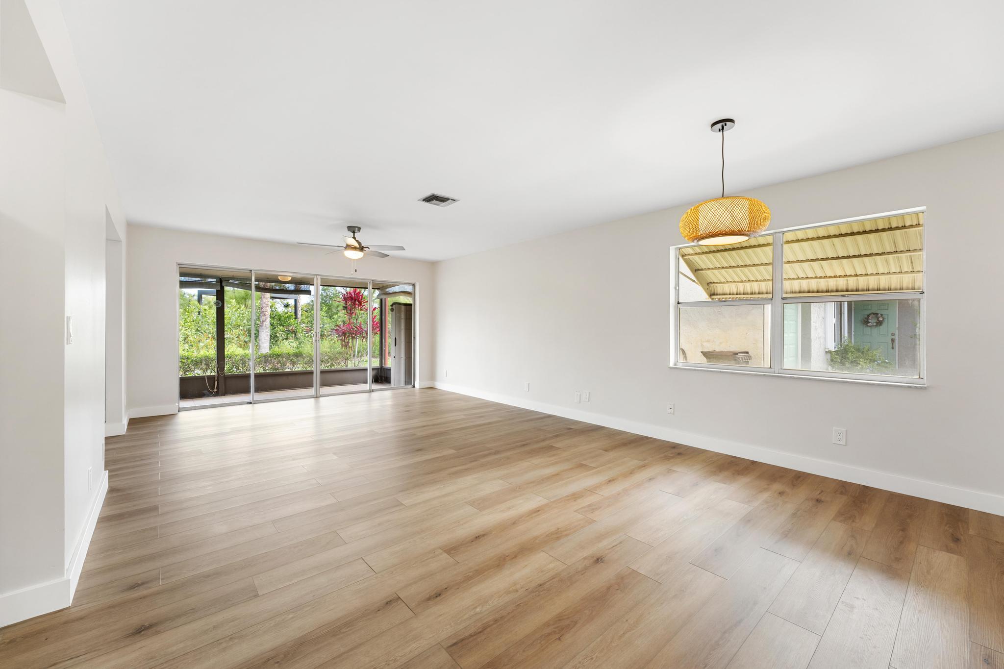 LUCERNE LAKES HOMES VILL I AS - Residential