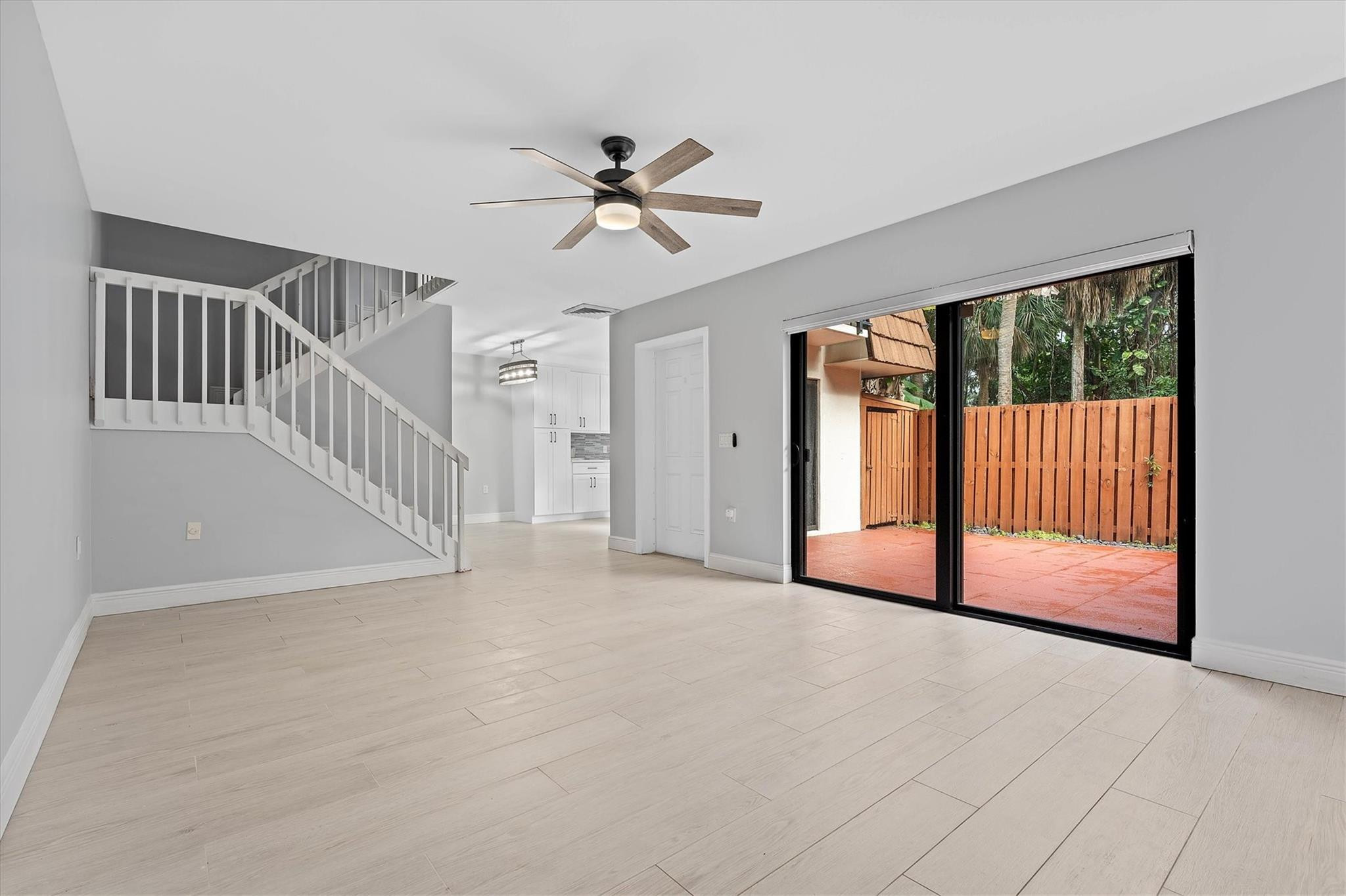 PINE ISLAND RIDGE SECTION - Residential