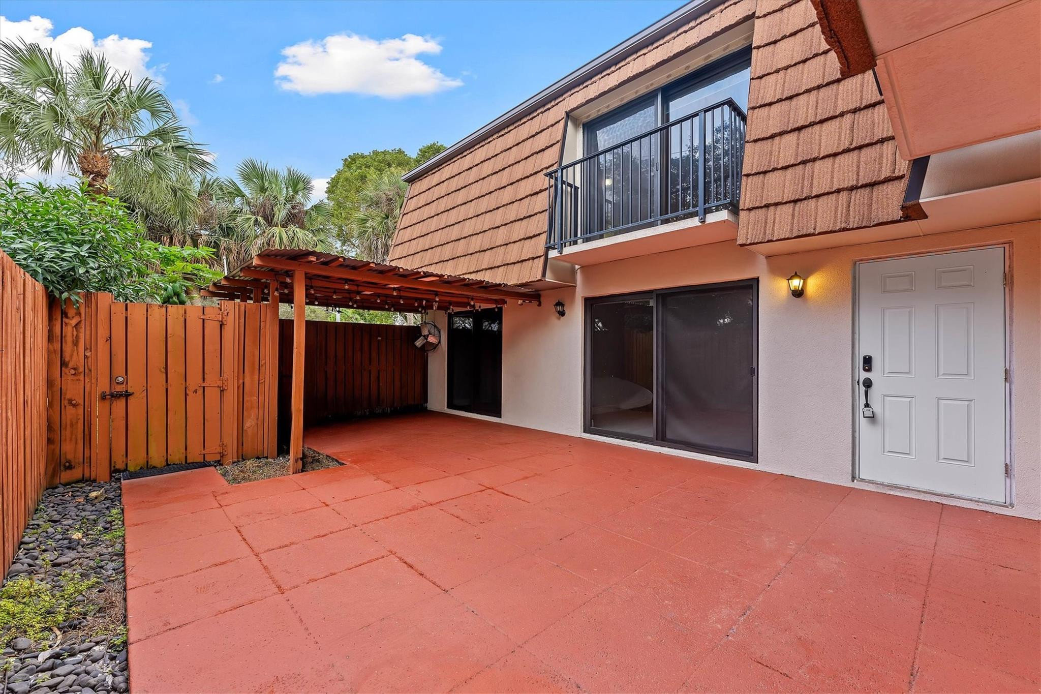 PINE ISLAND RIDGE SECTION - Residential
