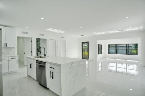 Tiny photo for 3234 TAFT Street, Hollywood, FL 33021 (MLS # B26084216)