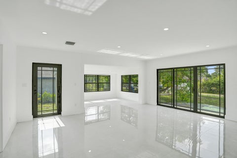 Tiny photo for 3234 TAFT Street, Hollywood, FL 33021 (MLS # B26084216)