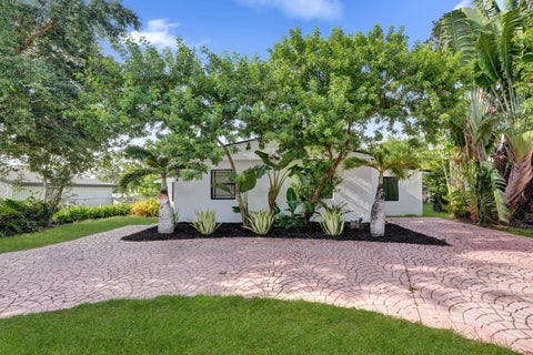 Tiny photo for 3234 TAFT Street, Hollywood, FL 33021 (MLS # B26084216)