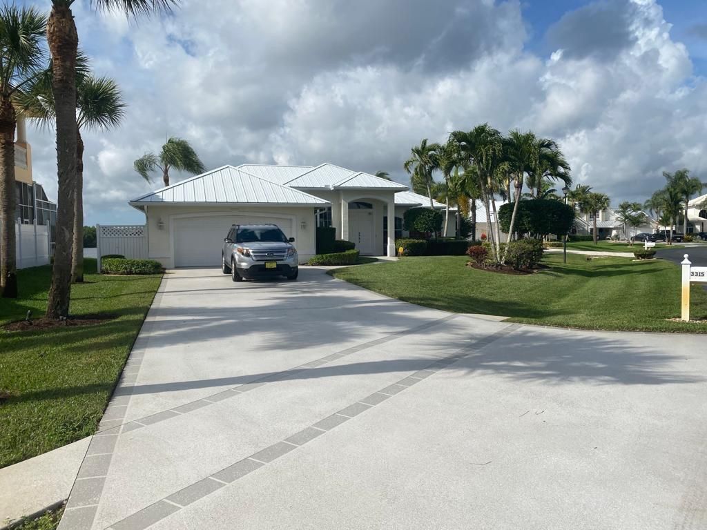 Photo of 3315 SE River Vista Drive, Port Saint Lucie, FL 34952 (MLS # R10955846)