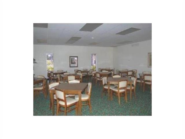 CARRIAGE HILLS - Residential