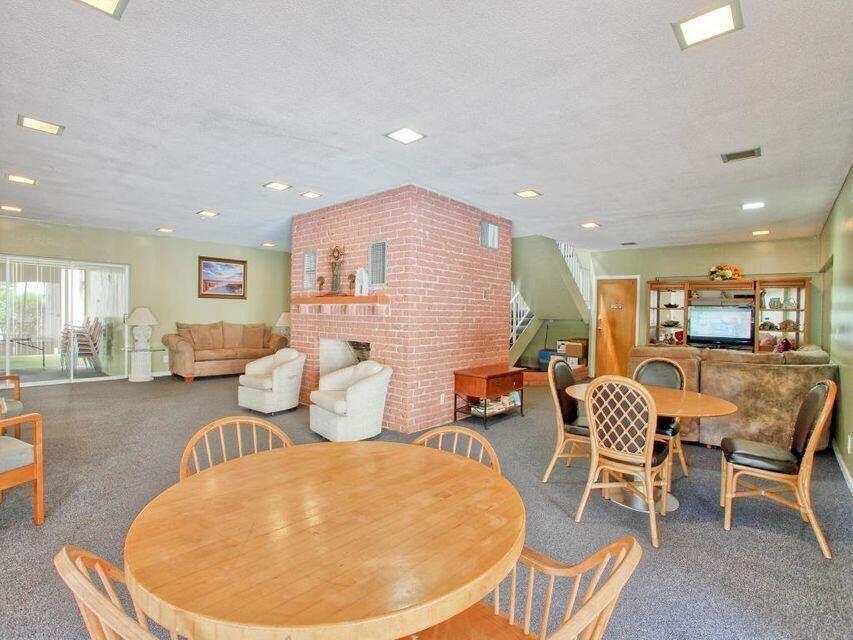 SPANISH OAKS CONDO - Residential Lease