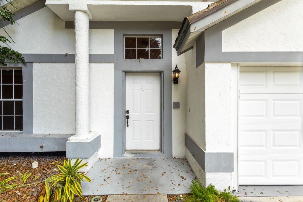 Photo of 12709 White Coral Drive, Wellington, FL 33414 (MLS # R11138048)