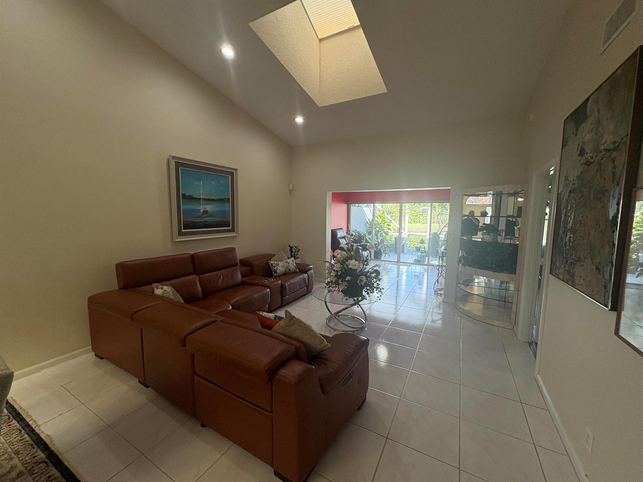 PALM ISLES I, II AND III - Residential Lease