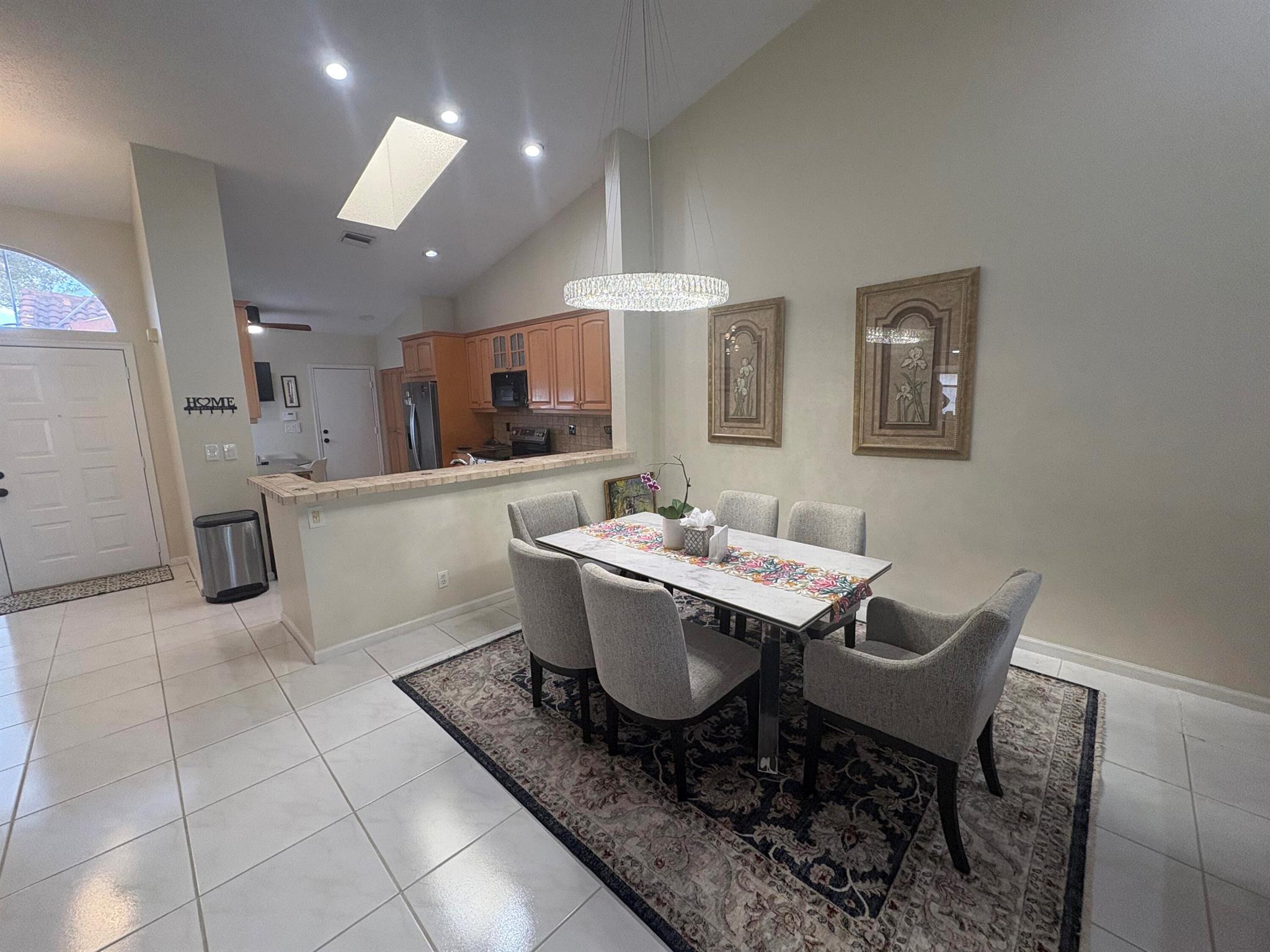 PALM ISLES I, II AND III - Residential Lease